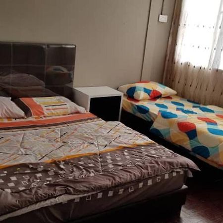 J & I Homestay Sibu Buitenkant foto