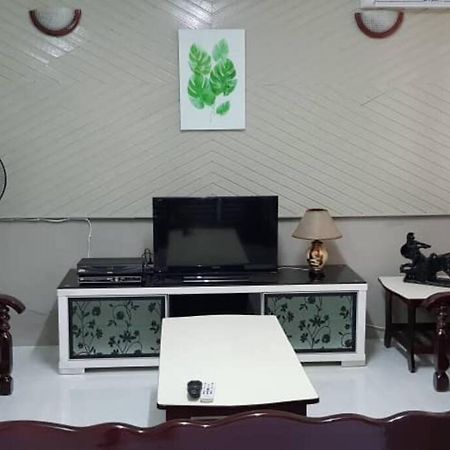 J & I Homestay Sibu Buitenkant foto